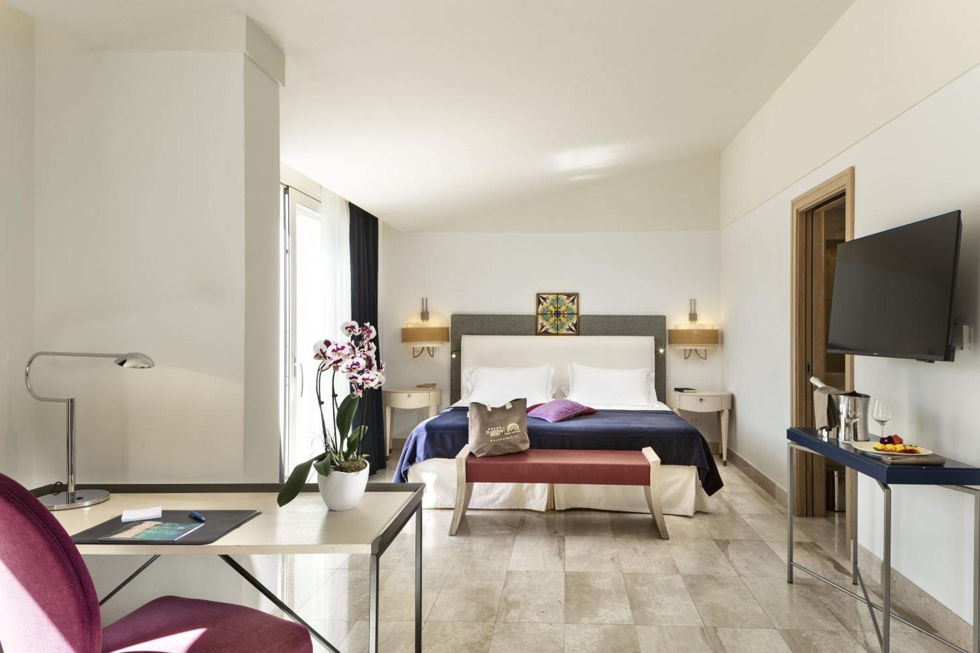 Is Arenas Resort Narbolia Rom bilde